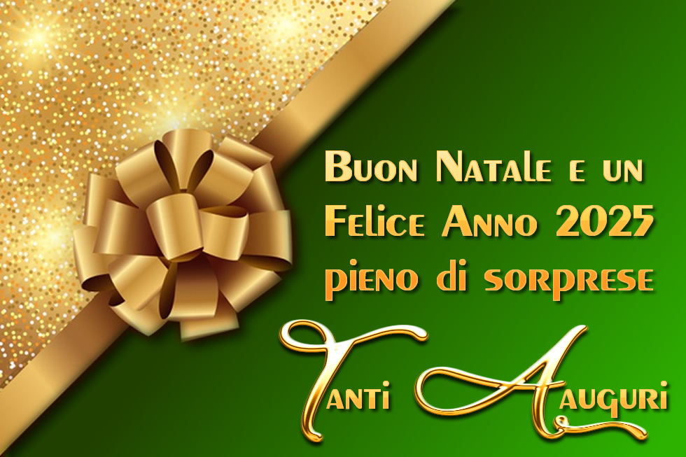 Immagine molto bella per gli auguri di fine anno, come un bel regalo di Natale con un messaggio: auguri pieni di sorprese.