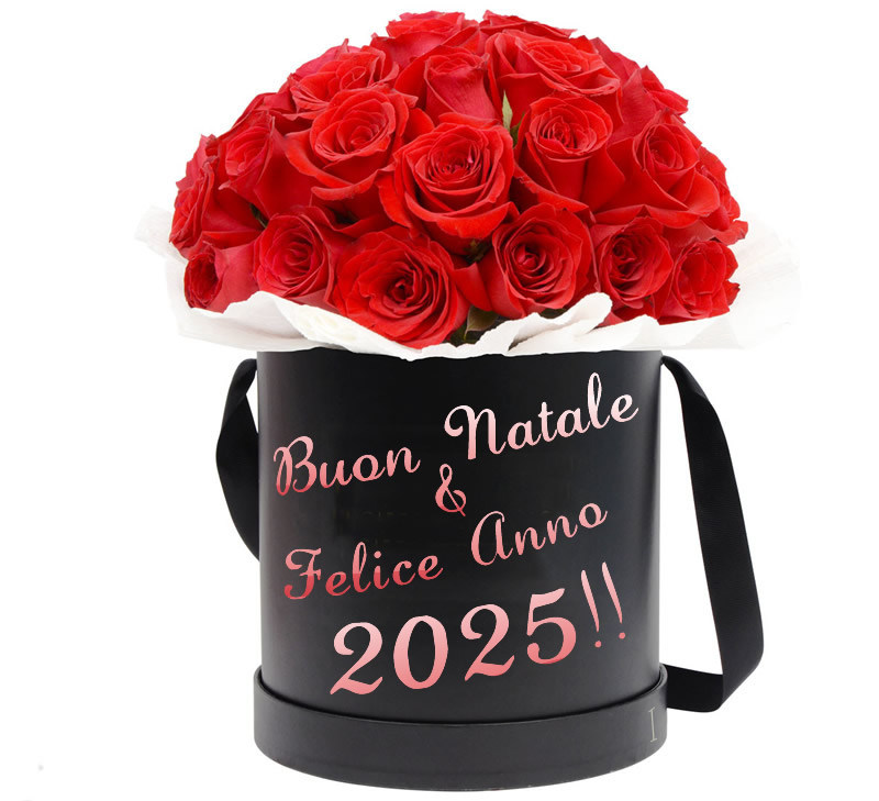 Immagine con un bellissimo bouquet di rose rosse in elegante confezione nera.